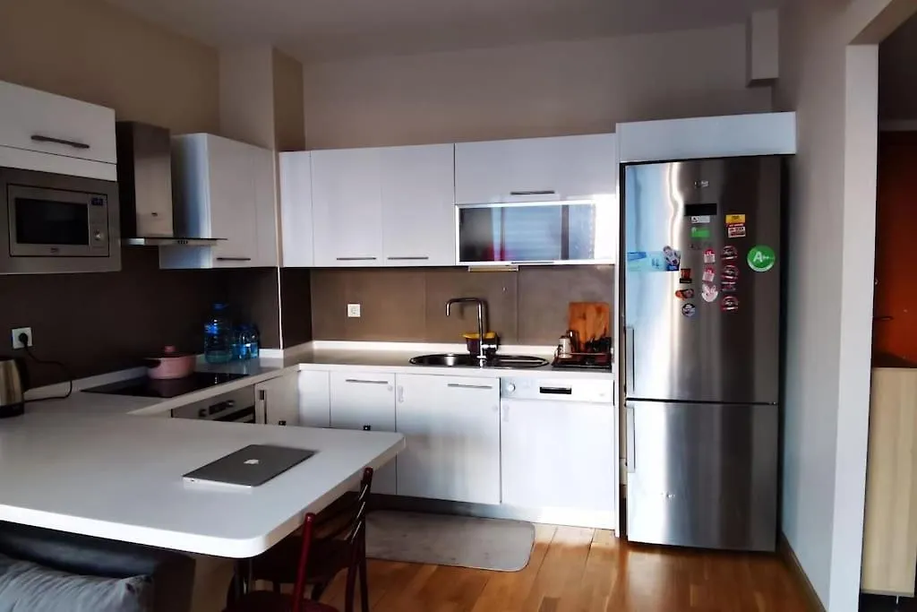 Kozapark 1 Bedroom Lux Apart W/Lake View &Swimming Pool Стамбул